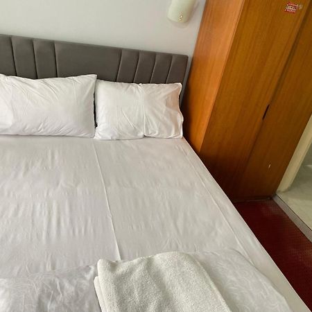 Oez Altinbasak Otel Анкара Екстер'єр фото