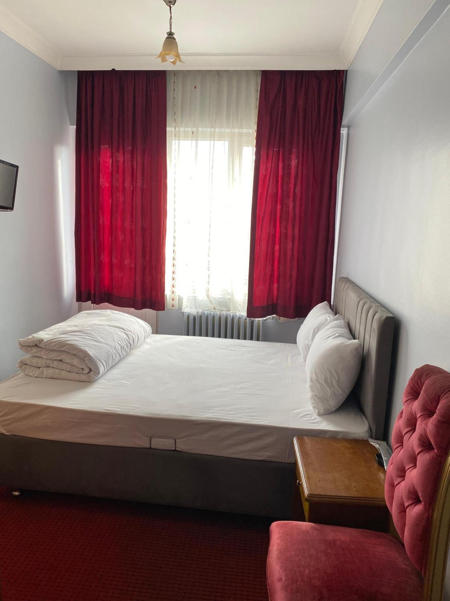 Oez Altinbasak Otel Анкара Екстер'єр фото