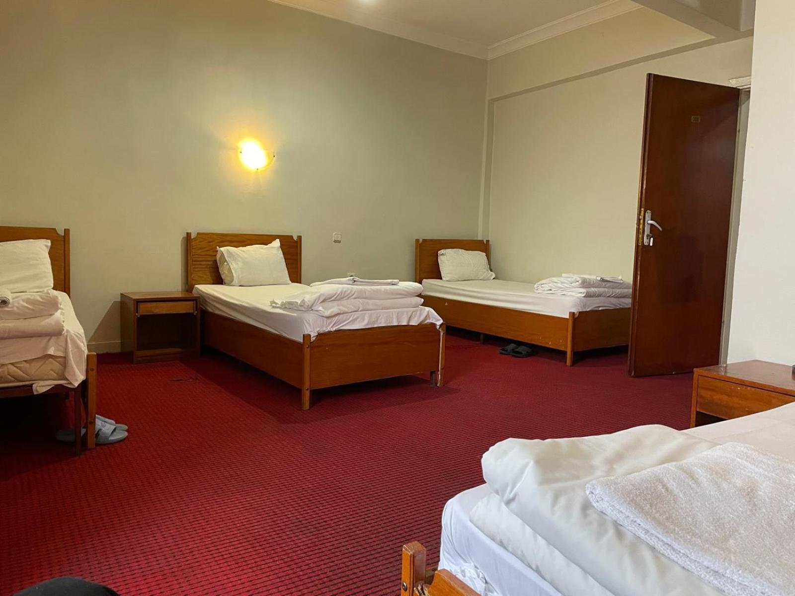 Oez Altinbasak Otel Анкара Екстер'єр фото