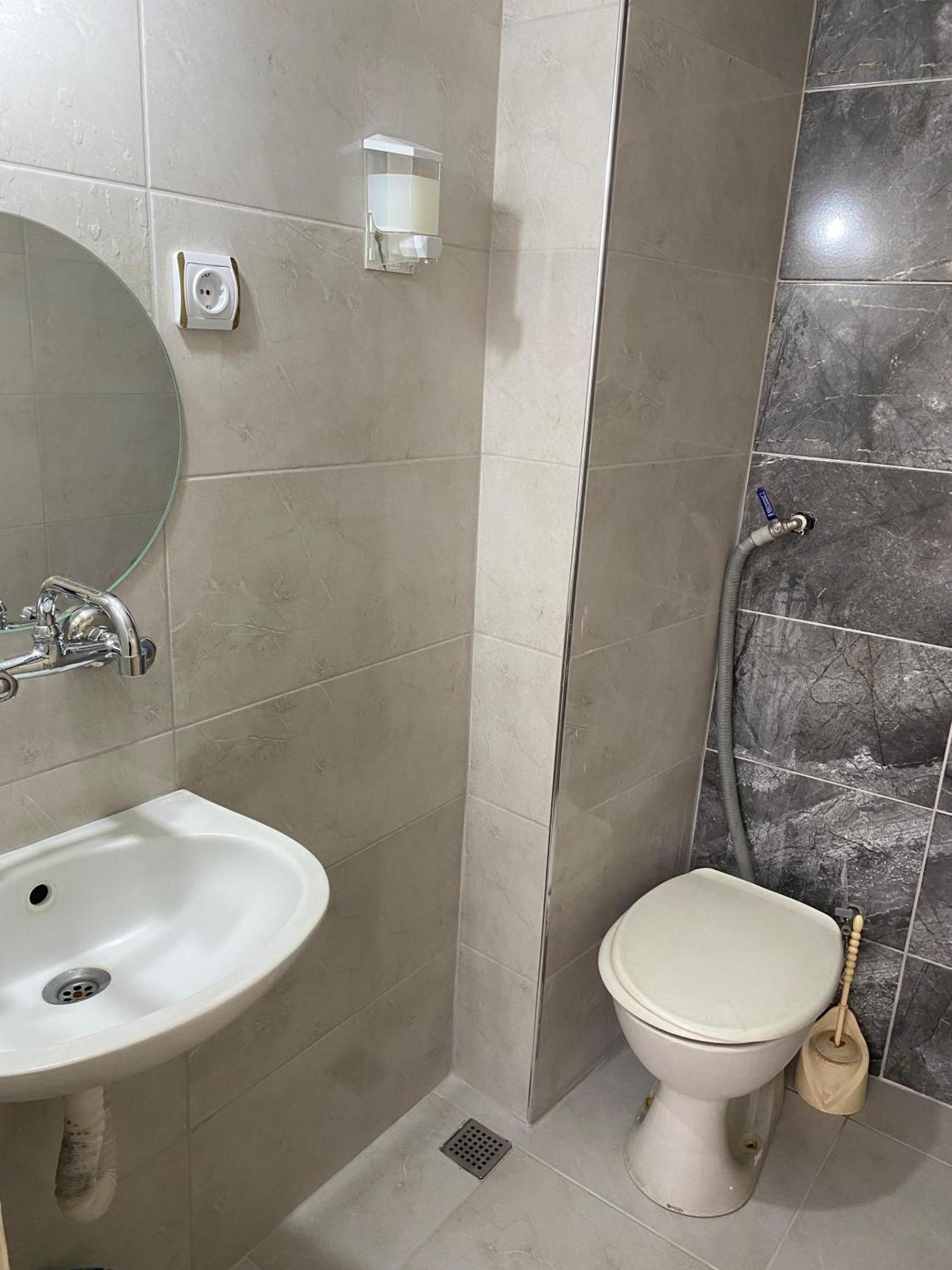 Oez Altinbasak Otel Анкара Екстер'єр фото