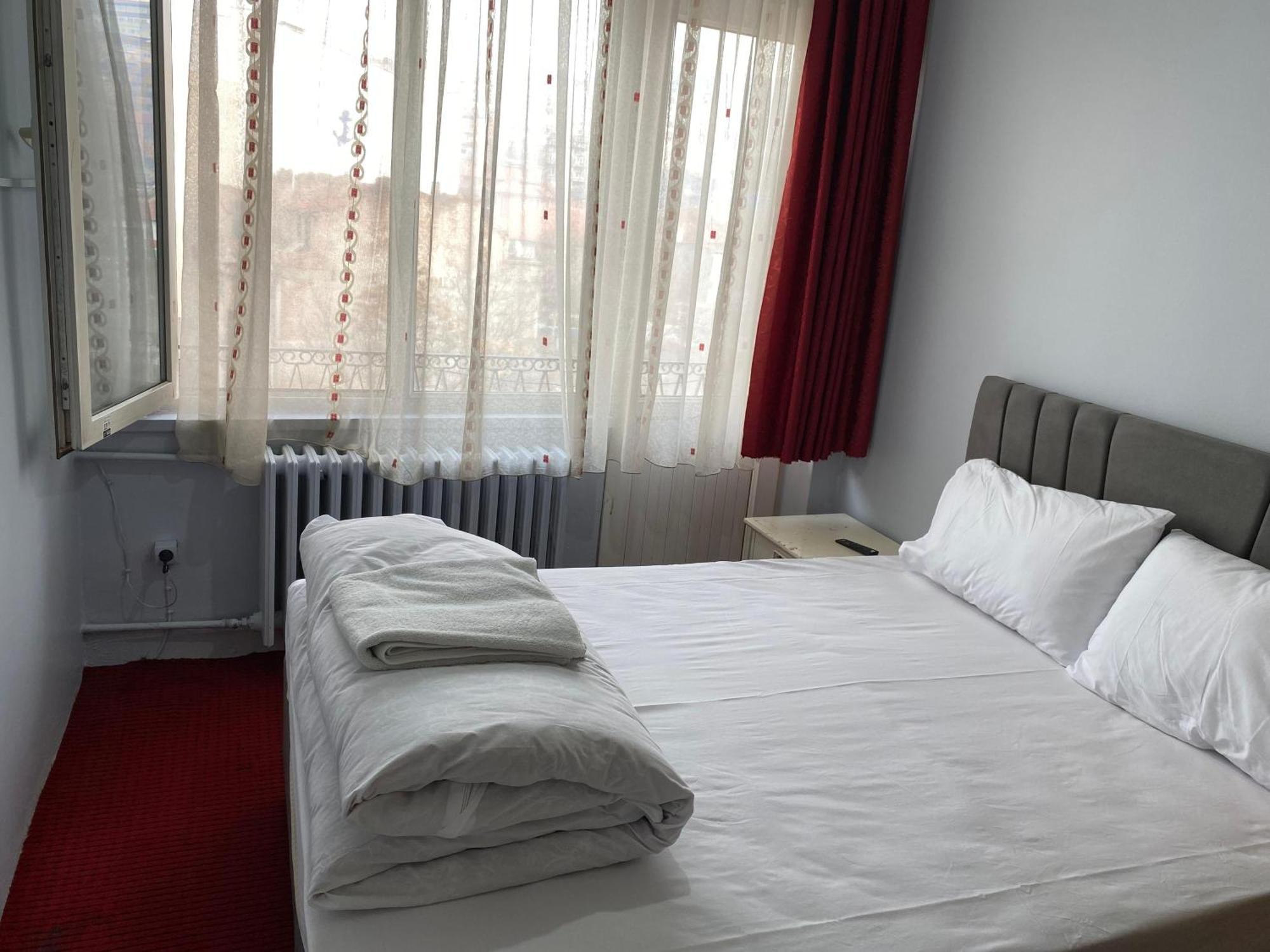 Oez Altinbasak Otel Анкара Екстер'єр фото